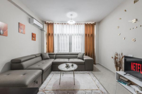 Brand New Apartment- Great location Seafront with pool access